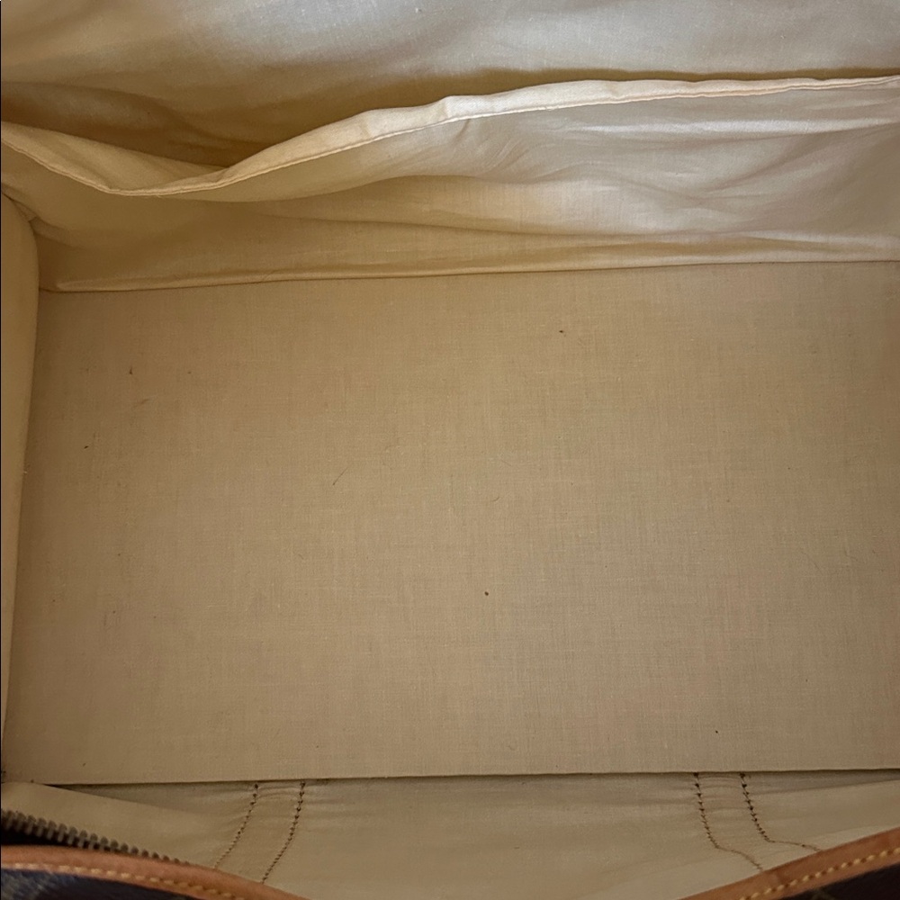 Vintage (1982) Louis Vuitton Brown and Tan Monogram Travel Bag - Picture 14 of 16